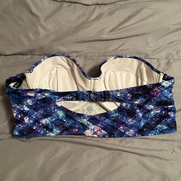 Torrid Size 3 Purple / Blue Galaxy Print Underwire Push Up Strapless Bikini Top - Picture 6 of 8